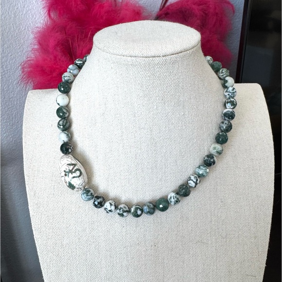 Artisan Moss Agate and Porcelain Beaded Necklace - Picture 5 of 8